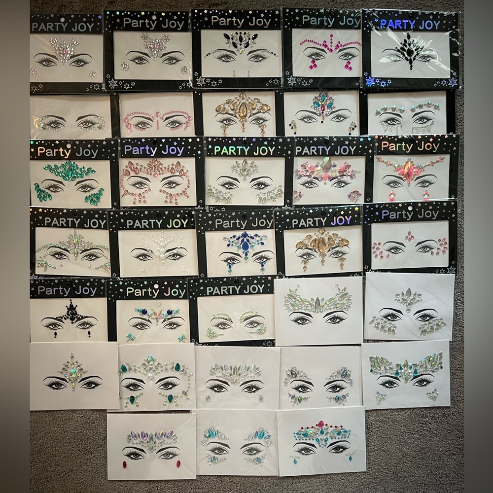 Collection of 33 Facial Gems for Makeup